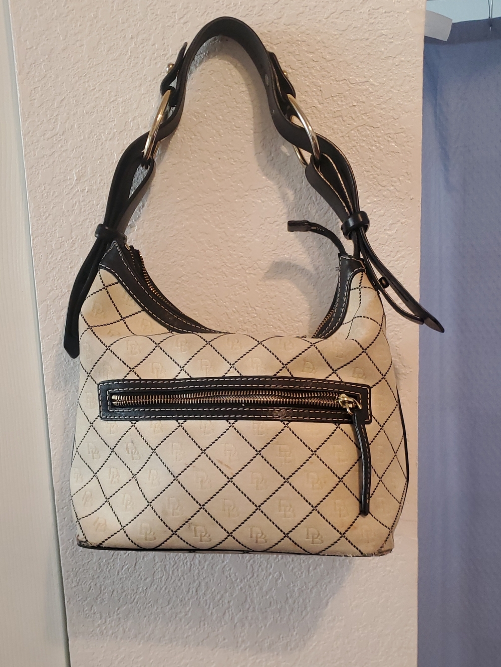 Dooney & Bourke Cream Quilted Shoulder Bag with Black Trim and Zip Pocket
